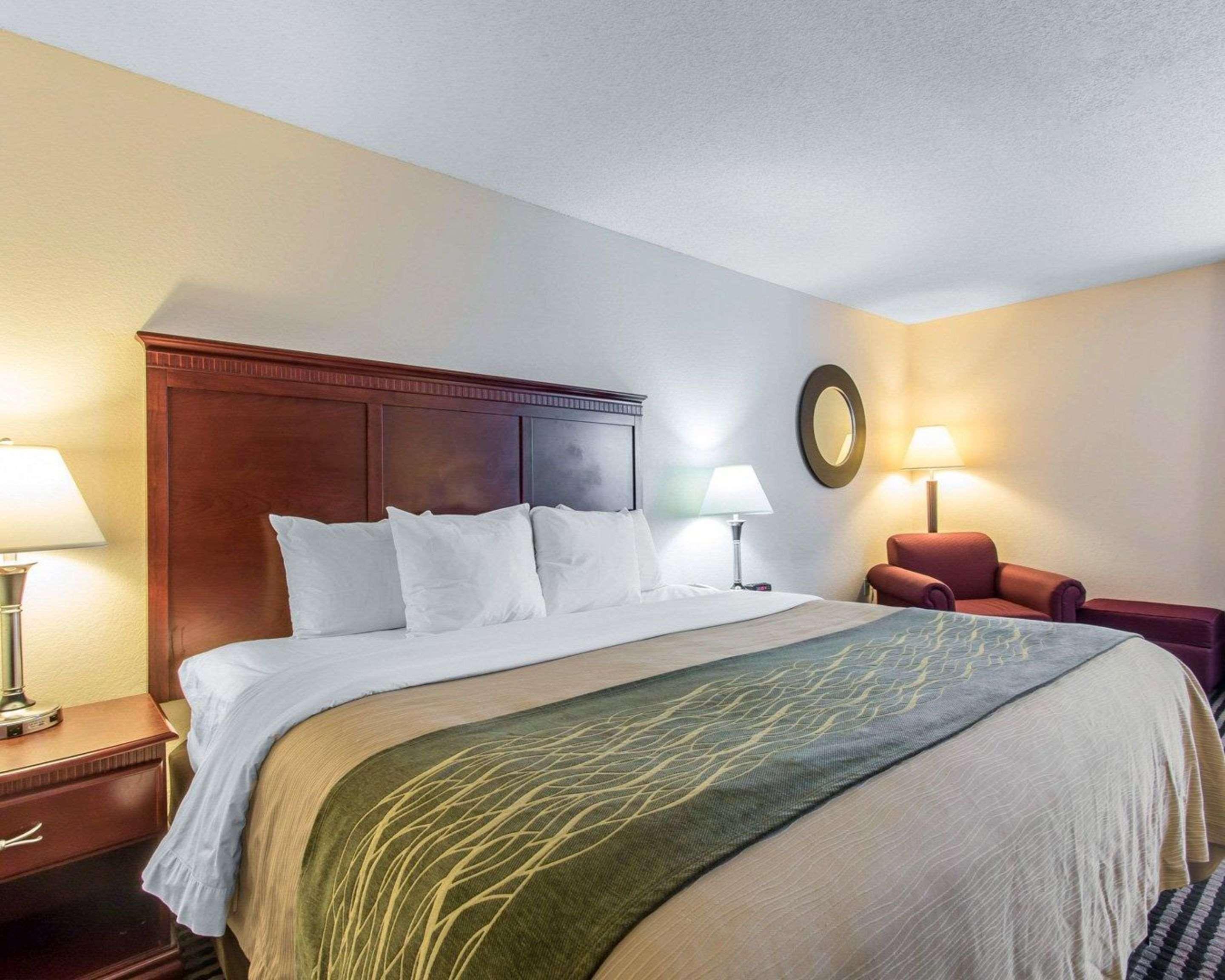 Inn Comfort - Irondale 3*