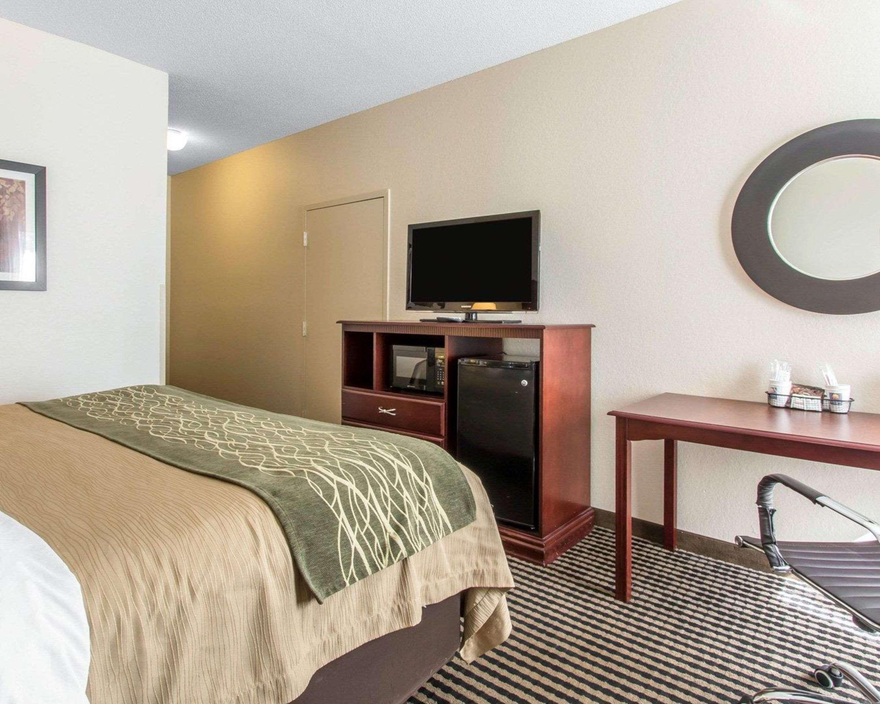 Inn Comfort - Irondale