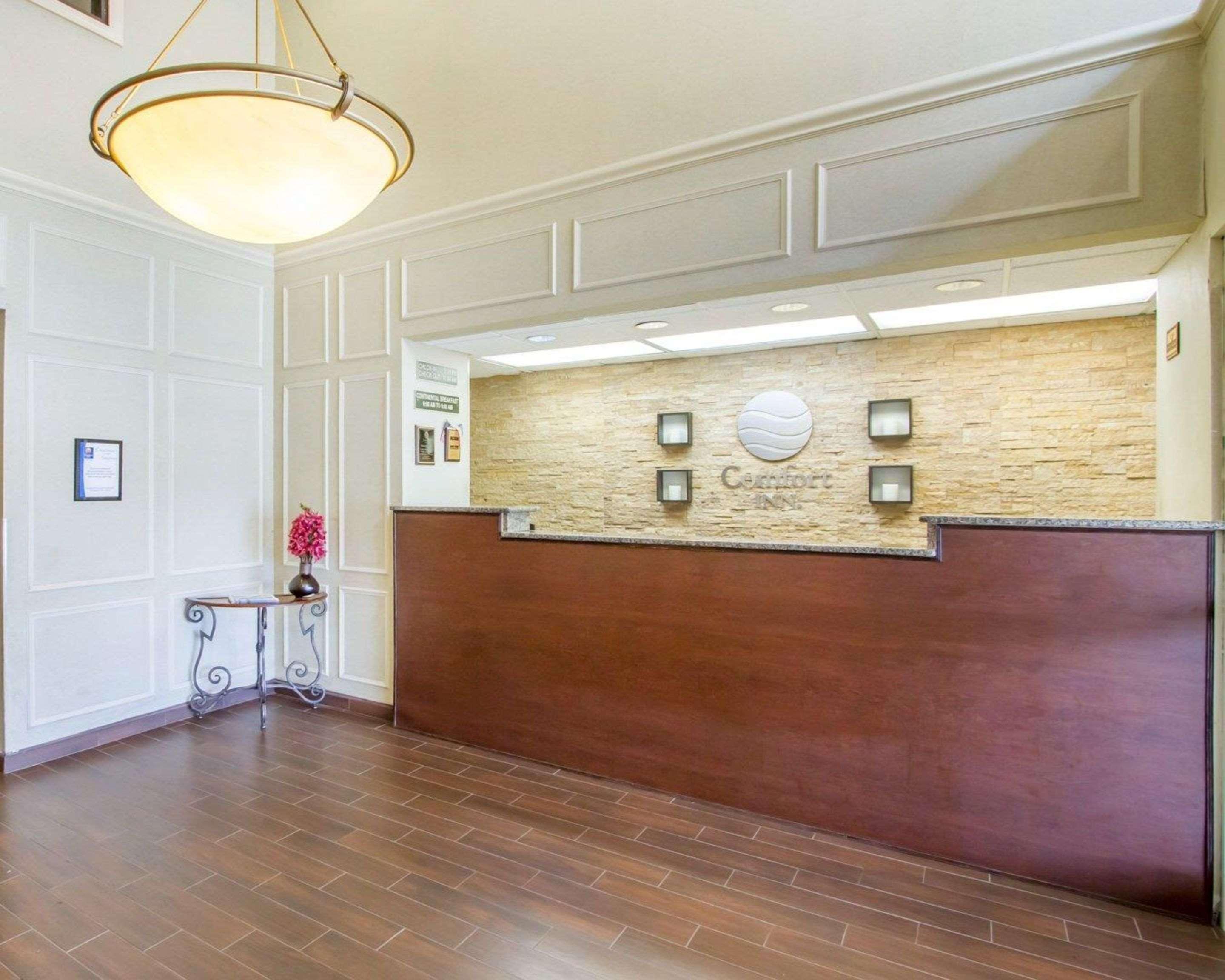 Comfort - Irondale Inn