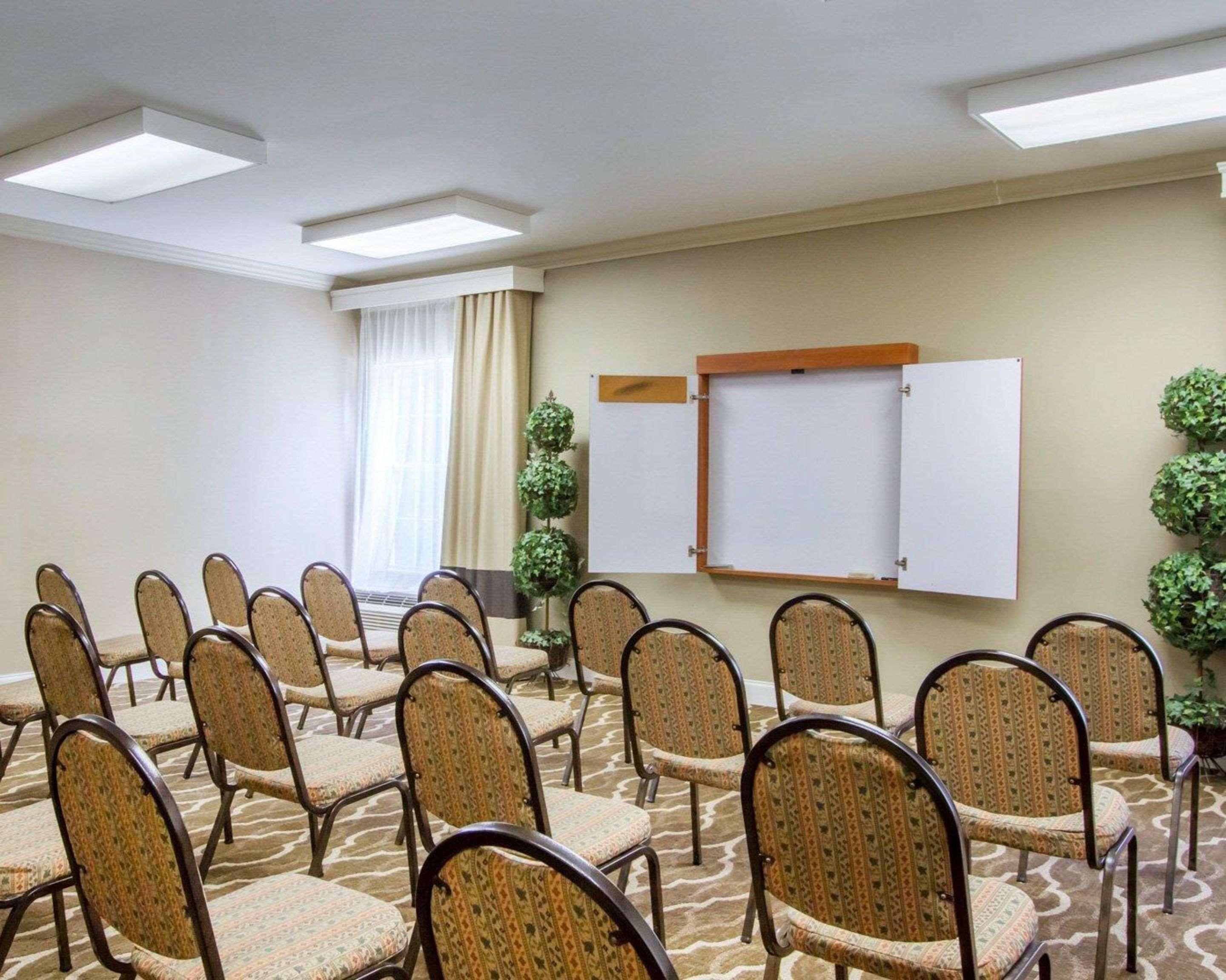 Comfort - Irondale Inn 3*