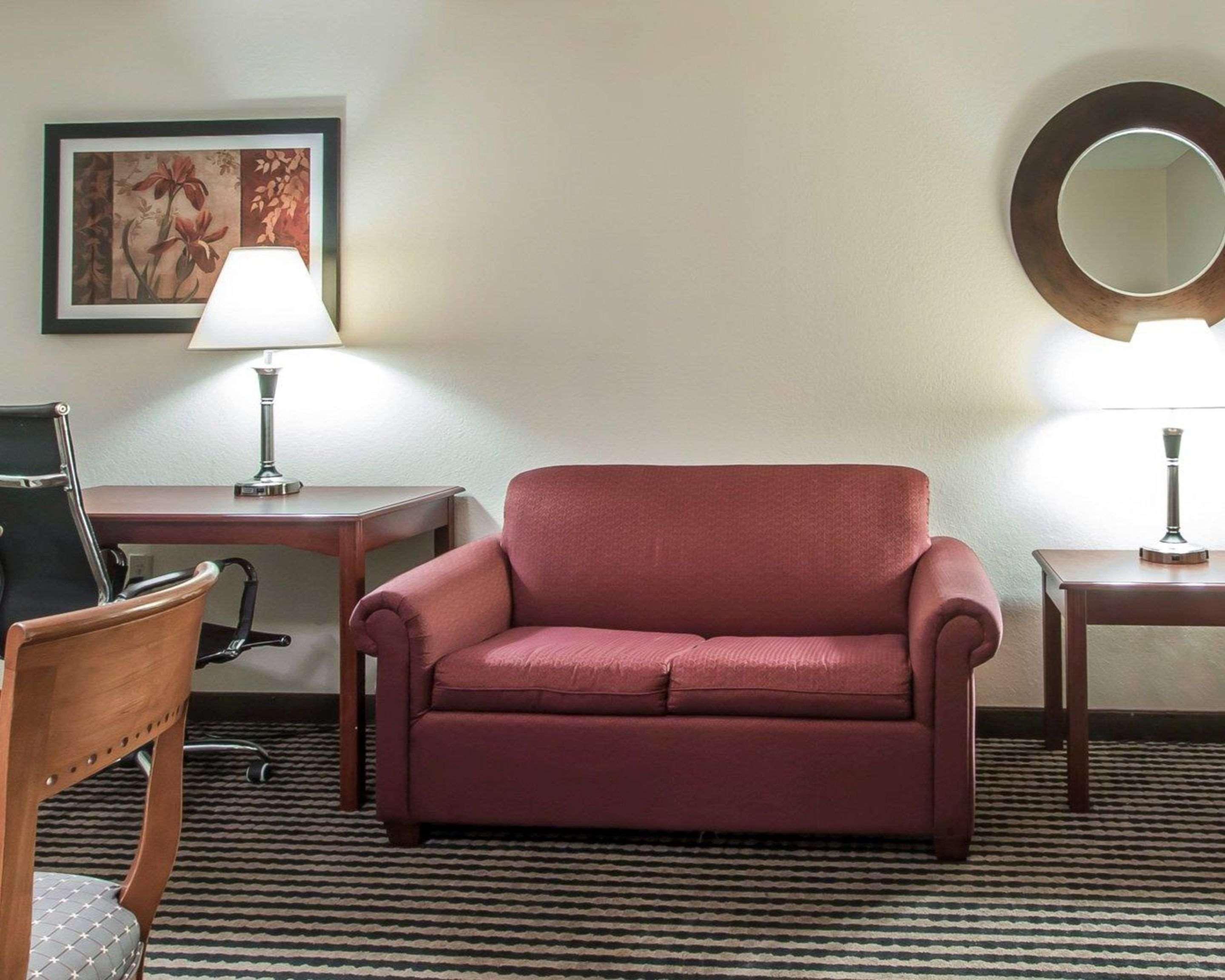 Inn Comfort - Irondale