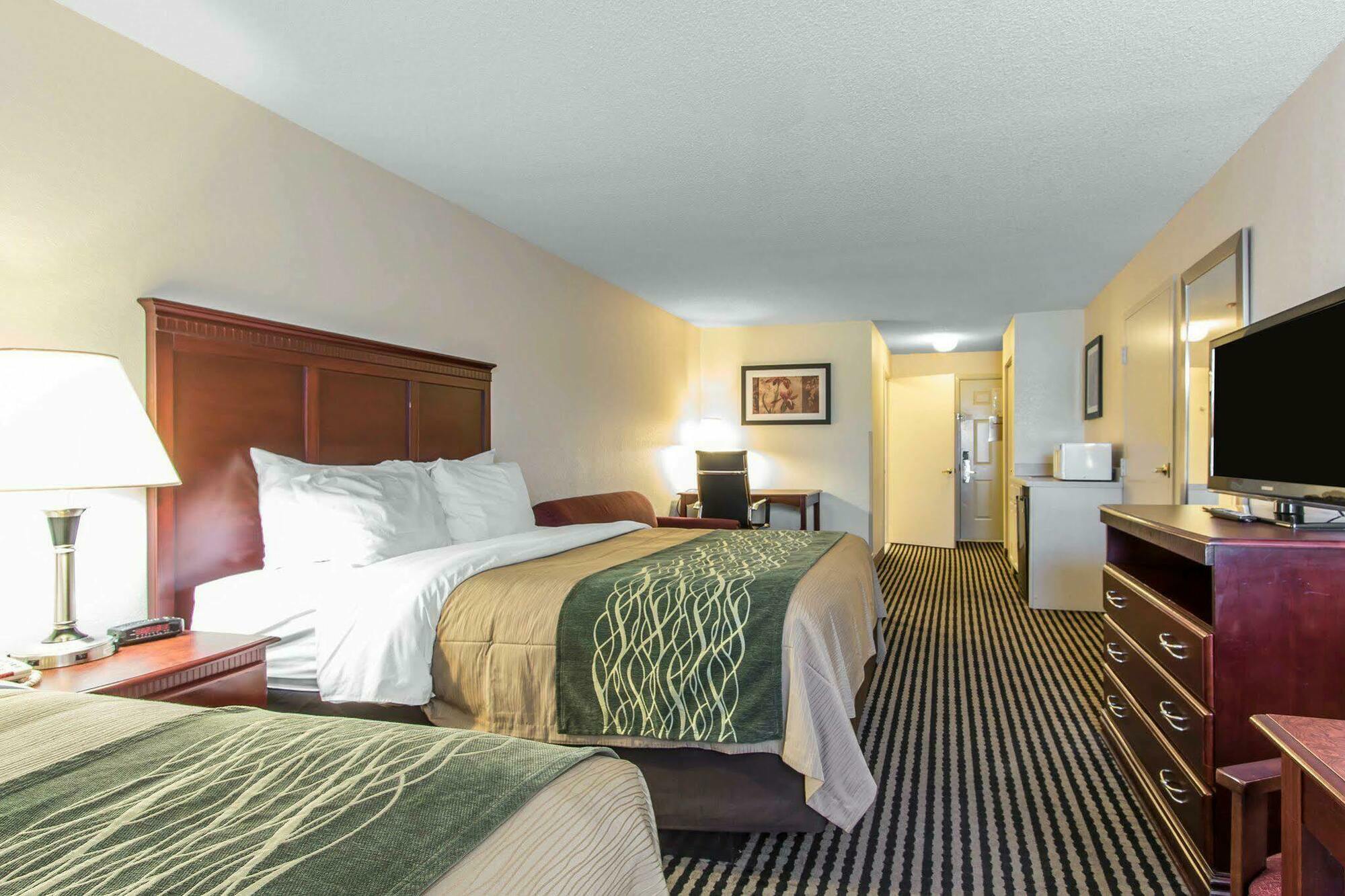 Inn Comfort - Irondale